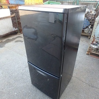 ☆2ドア冷蔵庫簡易清掃済み☆2012年製☆パナソニック NR-B145WX-K 138L