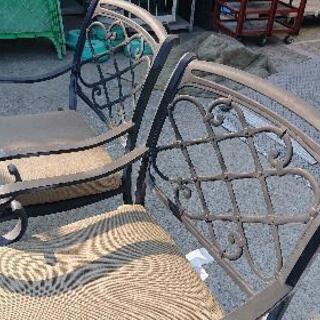 中古品 ガーデン テーブルセットお売りします。