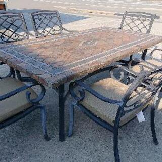 中古品 ガーデン テーブルセットお売りします。