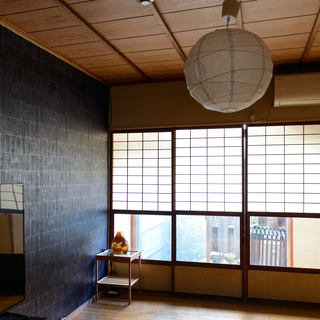 京都御所そばにある　昭和レトロな町屋 HIKARI