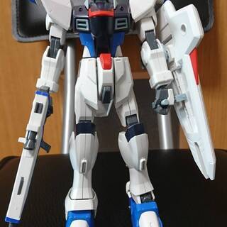 機動戦士ガンダム　プラモデル完成品　③