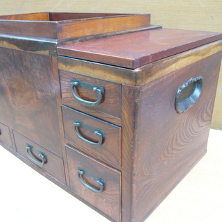 長火鉢、けやき材 五徳・火箸・灰ならし・猫板付き