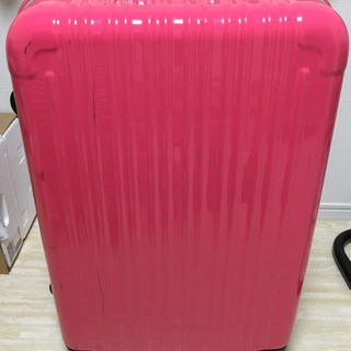 ピンク スーツケース
