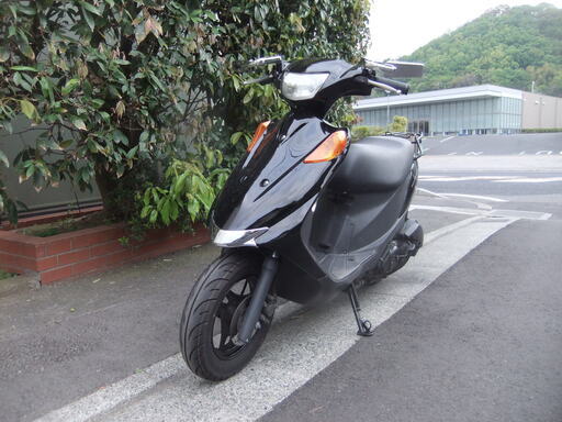 スズキ　アドレスV125　チョイカスタム　実動中古美車　タイヤ前後バリ山　社外マフラー付　自賠責保険(令和2年8月)付き