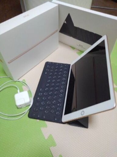 i Pad 第７世代 2019秋モデル  色ゴールド