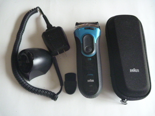 中古品電気カミソリブラウン シリーズ3 3080s B ブルー Stvmac 弘前の美容家電 フェイスケア の中古あげます 譲ります ジモティーで不用品の処分