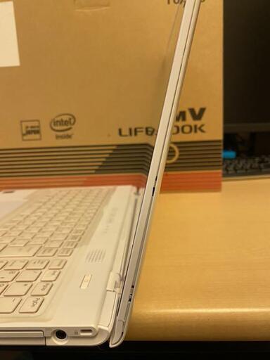 （美品）富士通LIFEBOOK AH FMVA77(S)SWZ Core i7（第4世代 4712HQ）メモリ8G