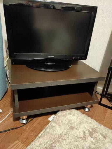 テレビ　TOSHIBA　REGZA　22型　2013年式