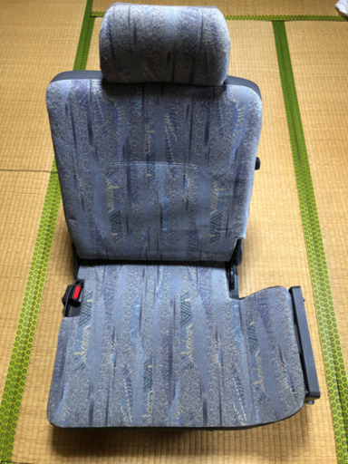 98年式パジェロのサードシート 座椅子として かーでぃ 東田坂上の椅子 座椅子 の中古あげます 譲ります ジモティーで不用品の処分