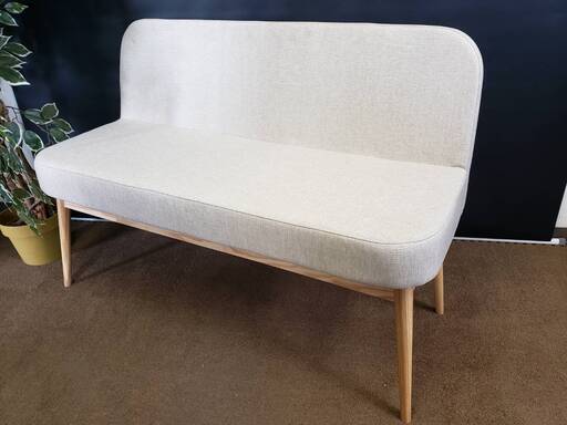 【未使用・訳アリ】完成品・背もたれ付き・おしゃれなダイニングベンチ・アイボリー・3036