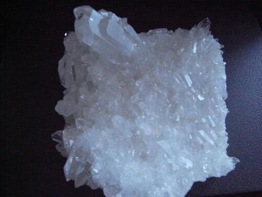 この困難な時を乗り越える！ 水晶クラスター 原石好き 明度バッチリ