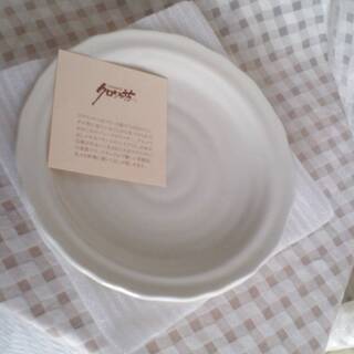 新品　croissant　白　陶器　直径 １７cm　ホワイ…