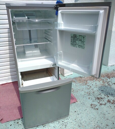 冷蔵庫　パナソニック製　 138L 2011年製