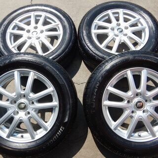 ワーレン16+ 215/60R16 95%残り スタッドレス エスティマ CX3