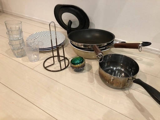 食器、調理器具セット