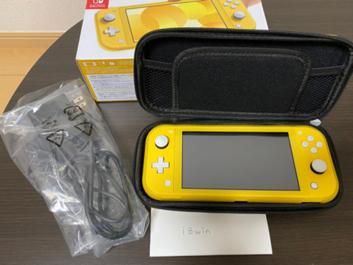 任天堂Switch lite イエロー 【取引中】