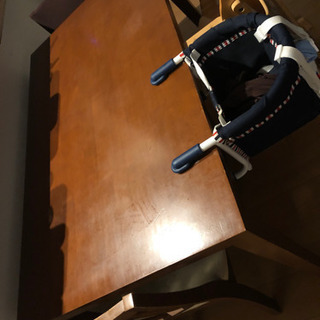 4年くらい使ったダイニングテーブル×椅子4脚セット