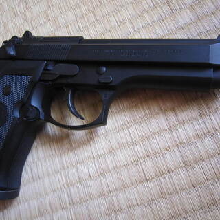 ☆特売 東京マルイ M92F ミリタリー ガスブローバック ガスガン 18禁