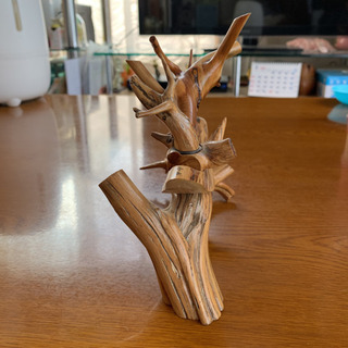 杜松の木で手作りしたヘラブナ用の万力です。