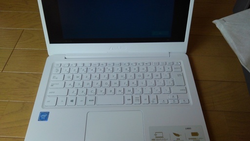 ノート win10 14インチ 美品軽量箱有
