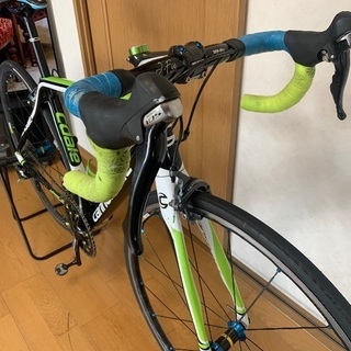 Cannondale SYNAPSE CARBON 11速 ホイール、ペダルは別途 【公式通販】