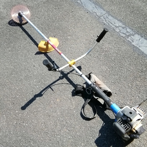 Iseki イセキ 草刈機 アグリップ 35h Karスタート イセキ草刈機 Th026d 燃料タンク 通電確認済み セリショップ 彩都西のその他の中古あげます 譲ります ジモティーで不用品の処分 Iseki イセキ 草刈機 アグリップ 35h Karスタート イセキ草刈機 Th026d 燃料タンク 通電確認済み セリショップ 彩都西のその他の中古あげます 譲ります ジモティーで不用品の処分
