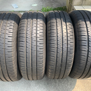（取引先決定)15インチタイヤホイールセット（ナット付）美品195/65R15