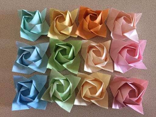折り紙 立体バラ大12個 パステルカラー キャビグラ 今福鶴見のその他の中古あげます 譲ります ジモティーで不用品の処分