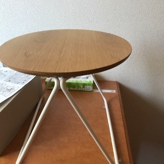 無印良品の小さいローテーブル