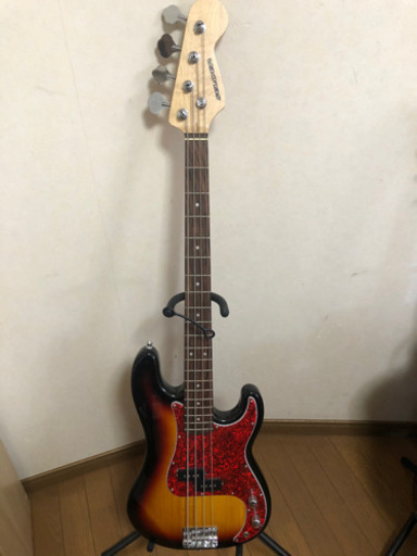 SELDER ベースギター