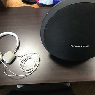 Harman Kardon スピーカー　&  ヘッドフォン