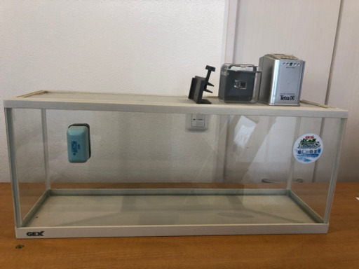 金魚の水槽 自動餌やり機付き 交渉中なので受付一旦終了 Katora 西宮のその他の中古あげます 譲ります ジモティーで不用品の処分