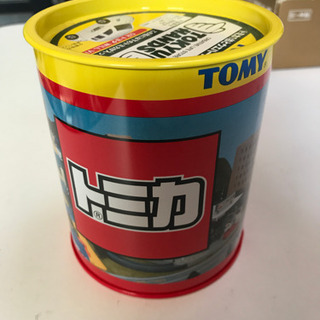 トミカ　空き缶