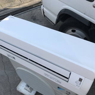 【ダイキン　フィルター自動お掃除機能　主に６畳用　2017年製　AN22UFSK-W 中古良品】 ダイキン フィルター自動お掃除機能 主に6畳用 2017年製 AN22UFSK-W