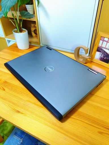 corei7メモリ6Gで大容量750Gの超高性能DELL♪★　極美品☆　特大17.3インチ♪　4コア8スレッド！　高級感のあるアバディーンシルバー☆　最新Windows10　64Bit！　　DELL　Vostro　ゲーミング　テンキー内蔵　DVDドライブ　　銀色　高級感　 　ノートパソコン　無線LAN　Wi-Fi対応
