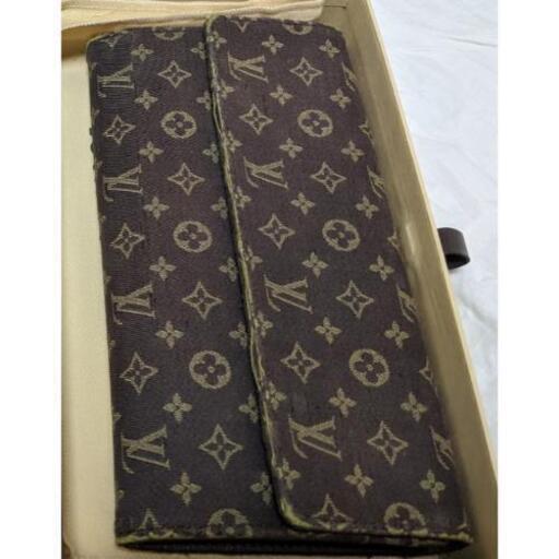 LOUIS VUITTON　長財布