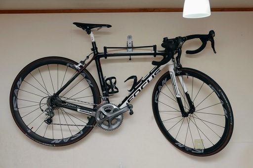 FOCUS IZALCO ULTEGRA + カーボンクリンチャーホイール + パワーメーター