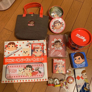 ぺこちゃんミニバッグペンケース缶バッチ ねこまる 甲南山手の家具の中古あげます 譲ります ジモティーで不用品の処分