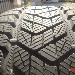 タイヤ、ホイール スタッドレス 255/55 R18 ピレリー SCORPIO