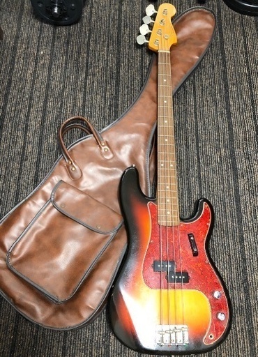 GW特価！！【訳あり格安】中古相場8〜12万円！Fenderのベース