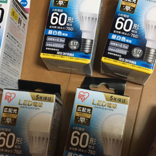 新品LED電球60W &40W