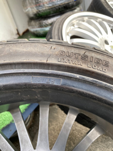 カールソン 20インチ 8.5J+40 4本通し タイヤ225/35