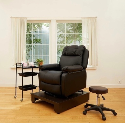 電動リクライニングチェア SISTAシスタ/アイラッシュ/ネイル マツエク