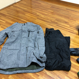 スノーボード一式です。