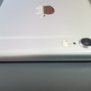 Apple - iPhone 6s 64GB シルバー、SIMアンロック済（docomo） iPhone 6s｜価格比較・最新情報 - 価格.com
