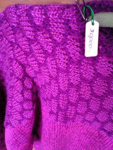 新品　紫　長袖　セーター　レディース　パープル　手編みニット　定価３０，０００円
