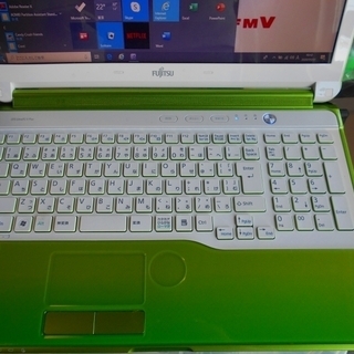 Fujitsu lifebook AH54/H Core i5