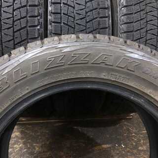 BS BLIZZAK DM-V1 215/60R17 17インチ スタッドレス 4本 2016年製 C-HR クロスロード エクストレイル等　(TG301) クレジットカード QR決済可能