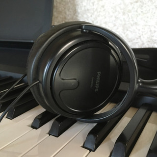 電子ピアノ KORG B1 BK(椅子、スタンド、ヘッドホン、カバー込み)