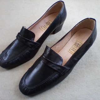【未使用】女性用革靴　24.5cm　2E